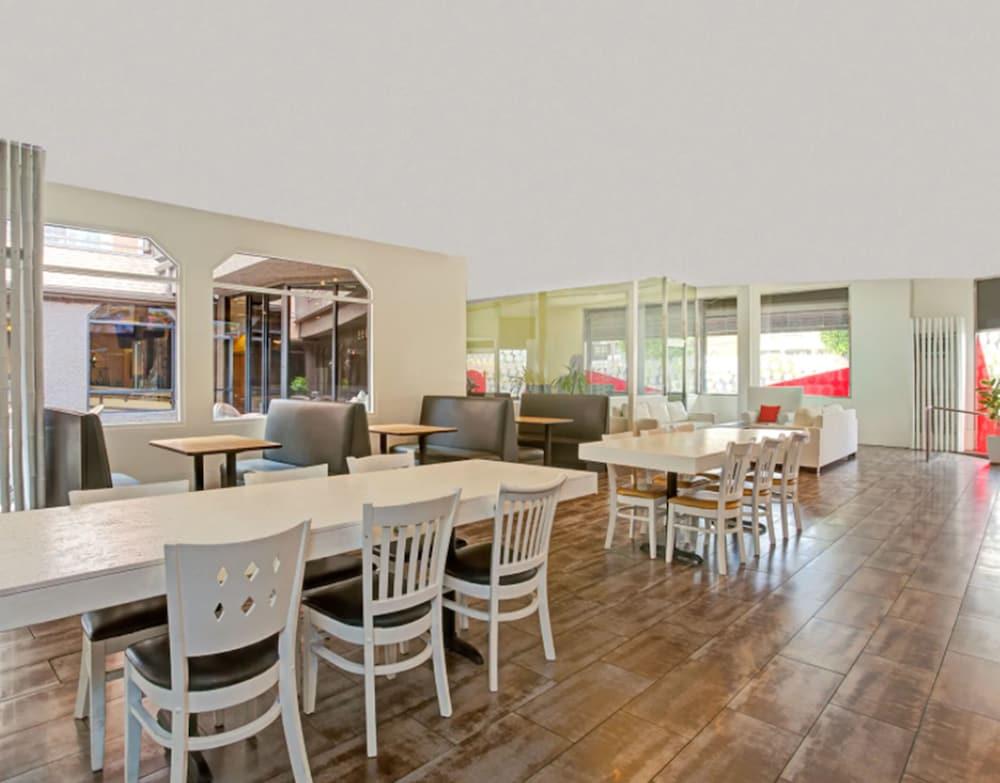 The Live Hotel Los Angeles Exterior photo
