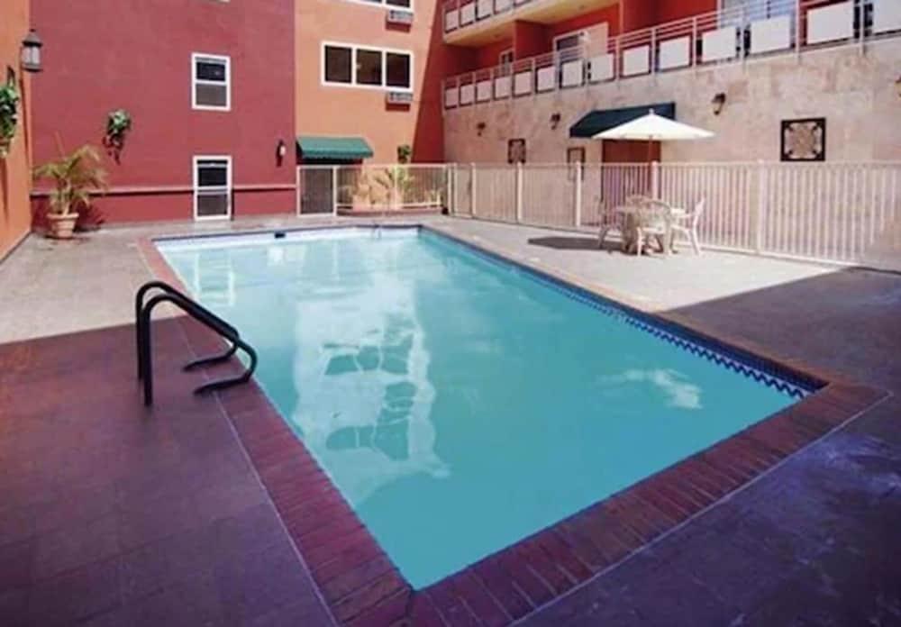 The Live Hotel Los Angeles Exterior photo