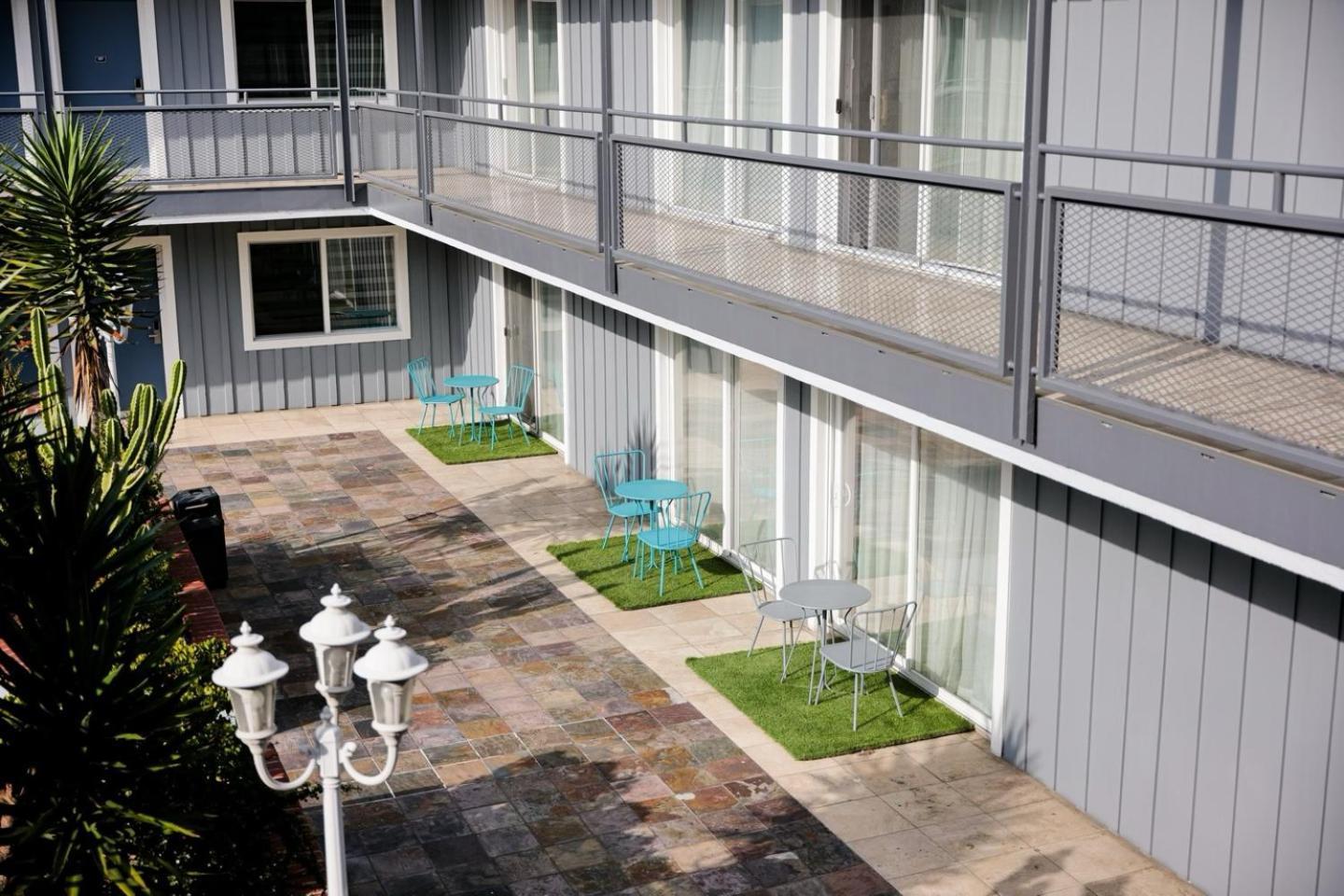 The Live Hotel Los Angeles Exterior photo